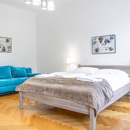 Comfortable 2Br Apt.-Near Wiener Stadthalle Bagian luar foto