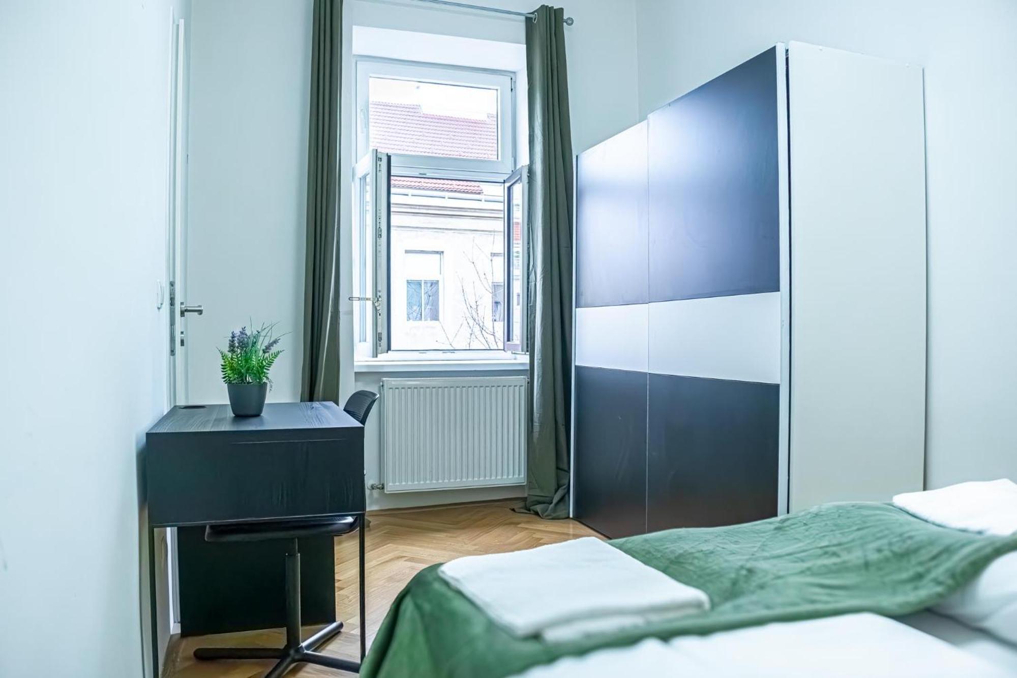 Comfortable 2Br Apt.-Near Wiener Stadthalle Bagian luar foto