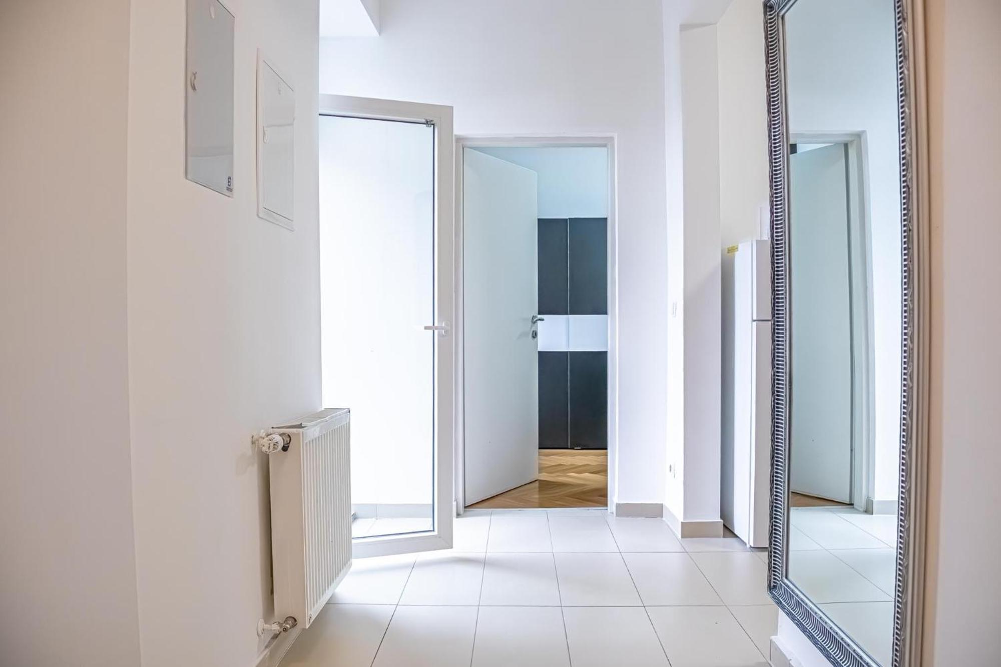 Comfortable 2Br Apt.-Near Wiener Stadthalle Bagian luar foto