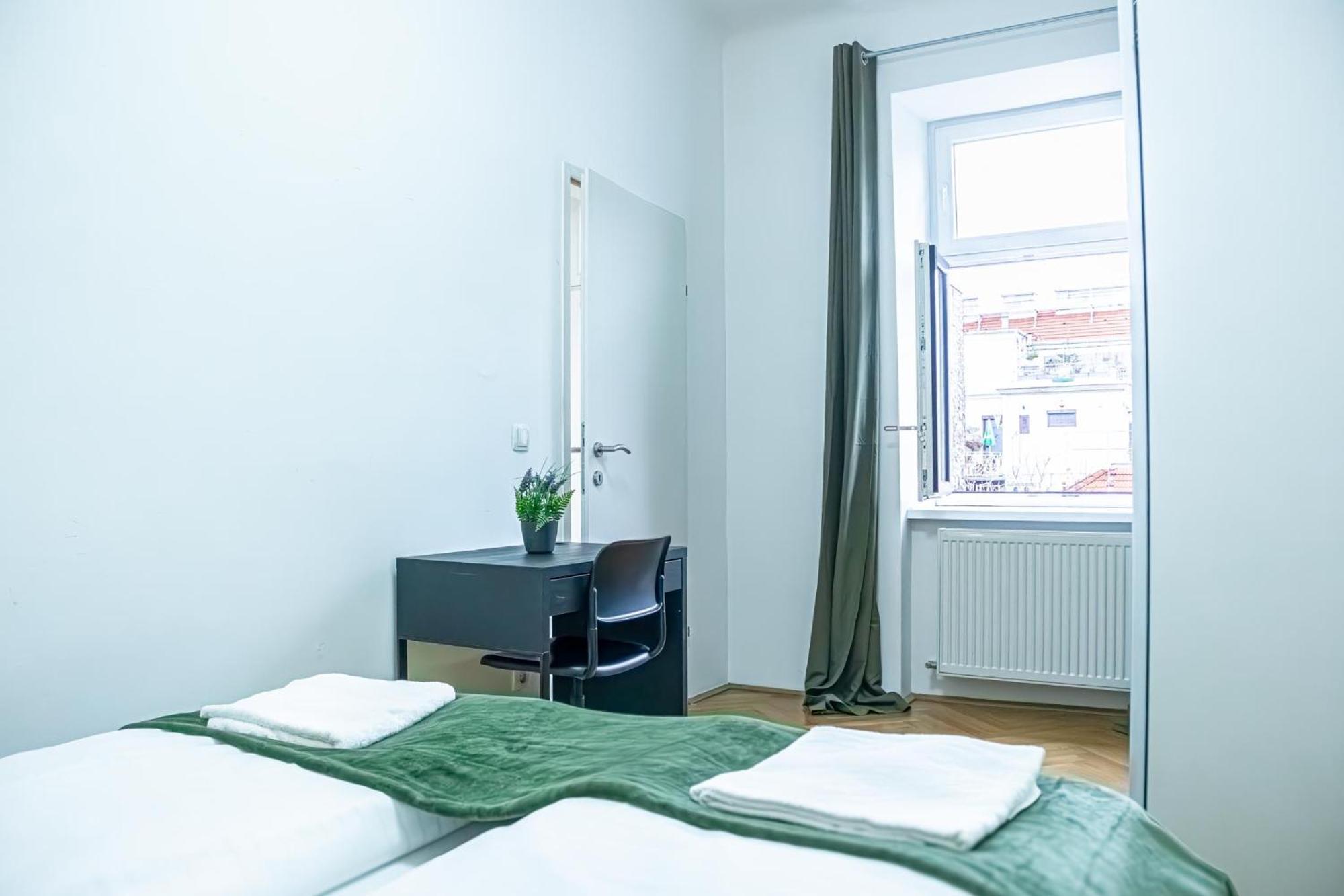 Comfortable 2Br Apt.-Near Wiener Stadthalle Bagian luar foto