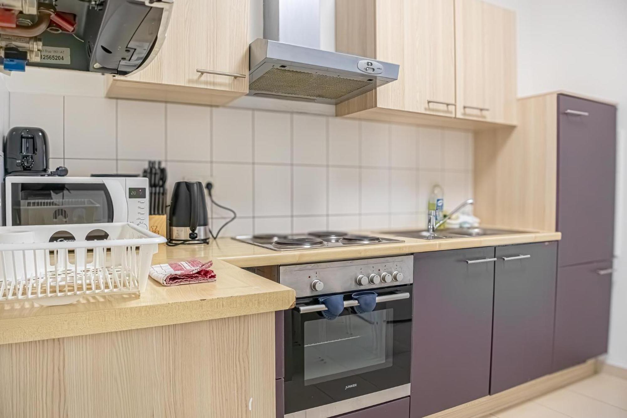 Comfortable 2Br Apt.-Near Wiener Stadthalle Bagian luar foto