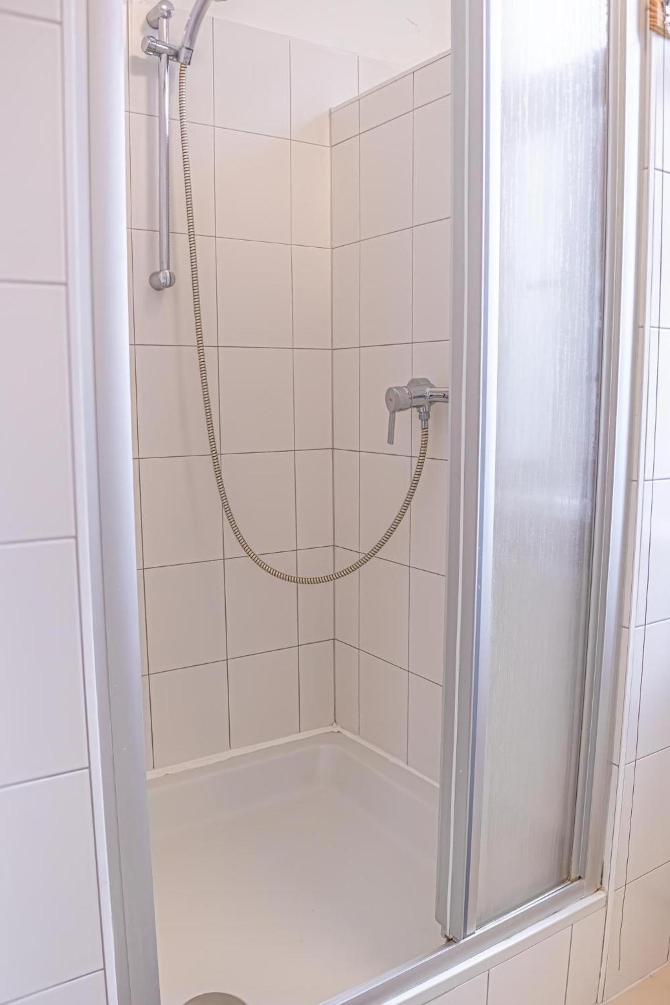 Comfortable 2Br Apt.-Near Wiener Stadthalle Bagian luar foto