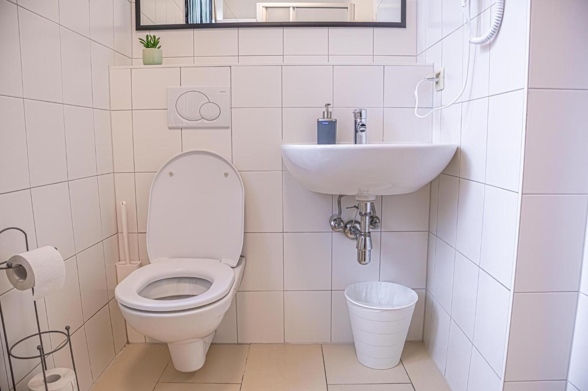 Comfortable 2Br Apt.-Near Wiener Stadthalle Bagian luar foto